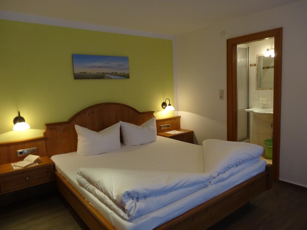 Hotel Walchenhof Mayrhofen Zimmer foto